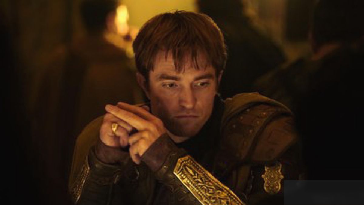Robert Pattinson Menikmati Peran Villain di The Odyssey