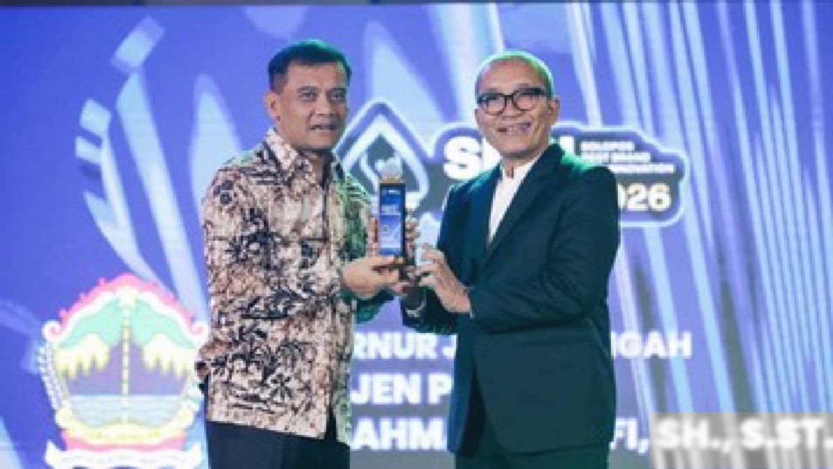 Gubernur Jateng Ahmad Luthfi Raih Penghargaan SBBI Award 2026
