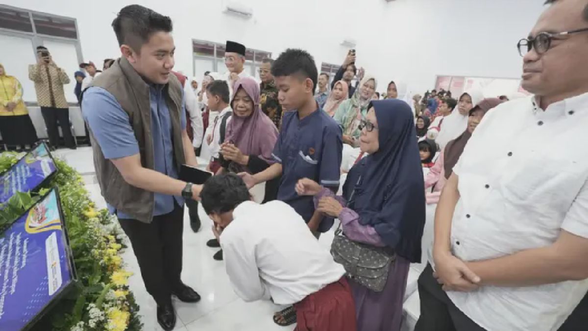 JAKARTA — Seskab Teddy Hadiri Dialog Sekolah Rakyat Bersama Mensos Gus Ipul
