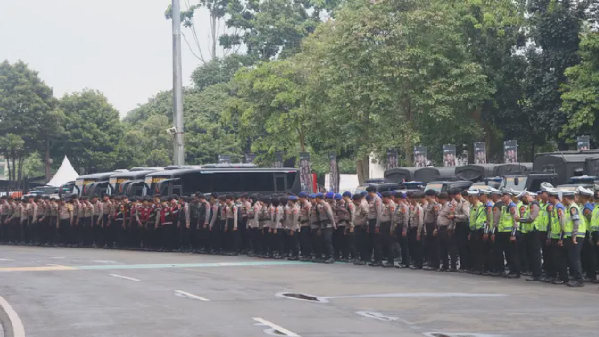 GBK — 2.730 Personel Gabungan Kawal Laga Persija Kontra Persebaya