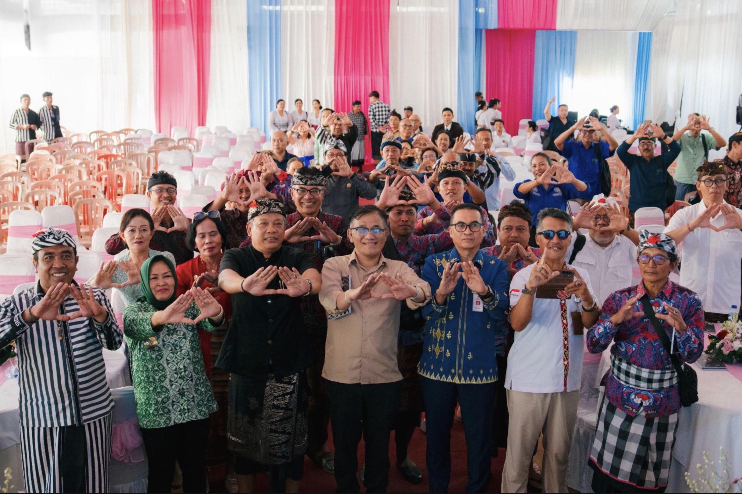 Budiman Tinjau Desa Digital di Bali, Polisi Tangkap Pencuri Emas Depok