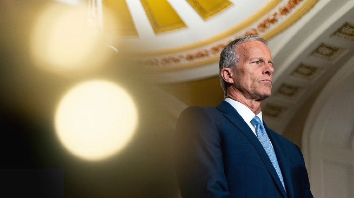 Thune Dihimpit Tekanan Trump Jelang Reses Panas Senat AS