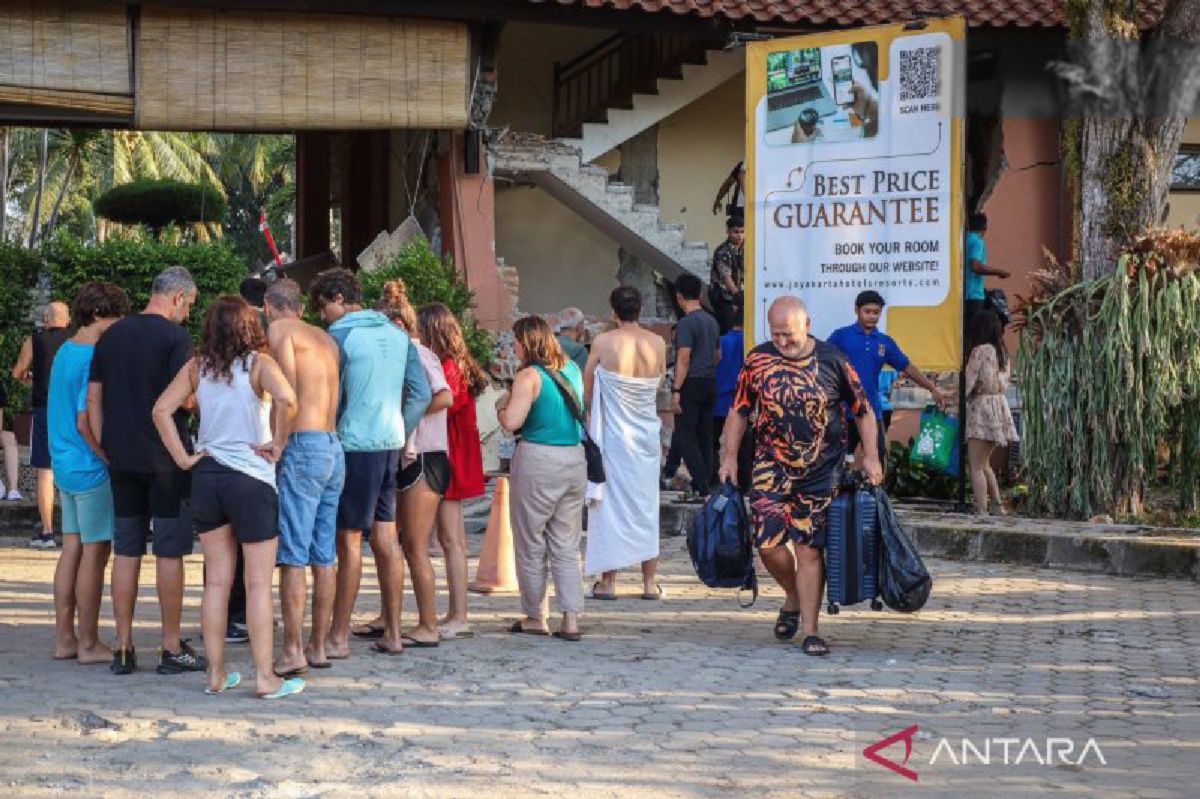 NTT — Kemkomdigi Memantau Pemulihan Layanan Seluler Pascagempa M 7,7