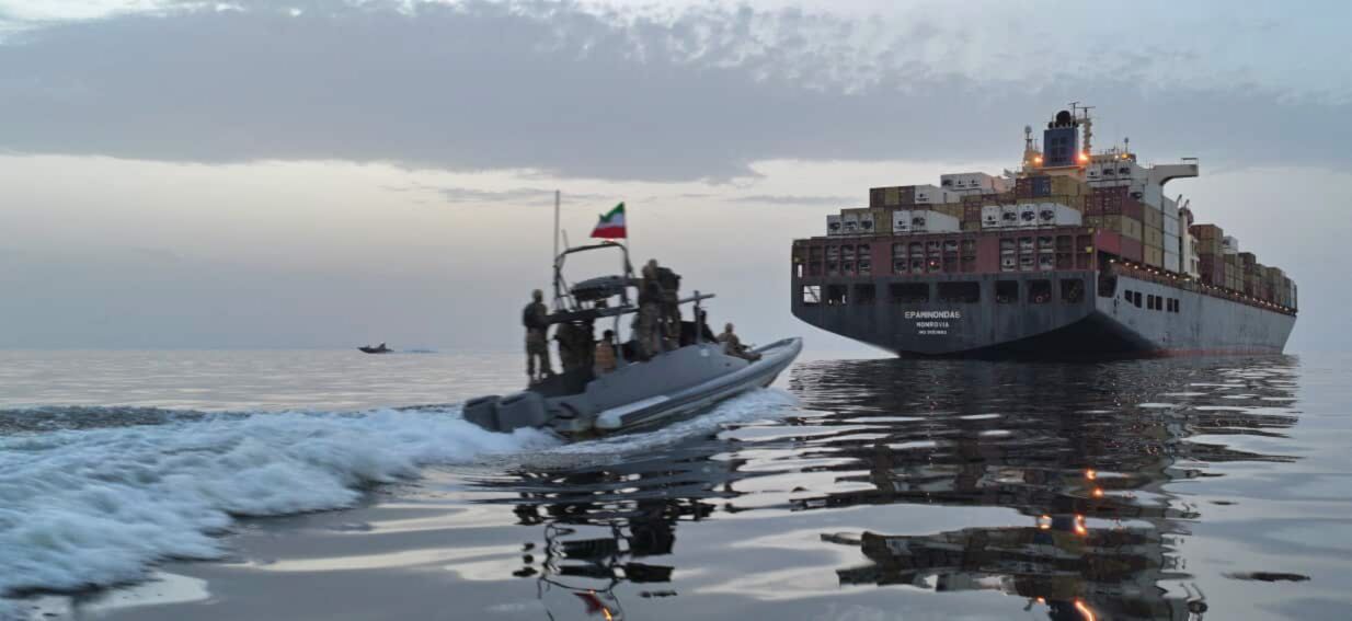 Iran Kuasai Selat Hormuz, Australia Wajibkan Sensus 2026
