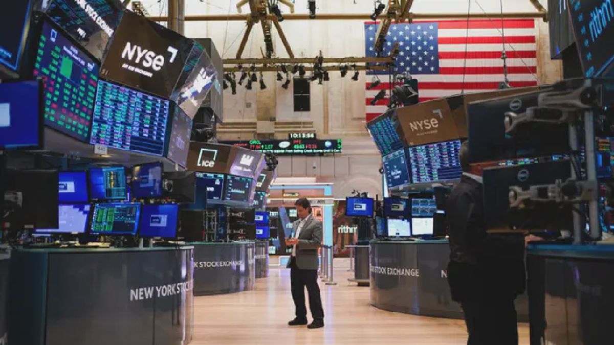 Wall Street Tertekan, Indeks Saham Anjlok Akibat Kekhawatiran Resesi