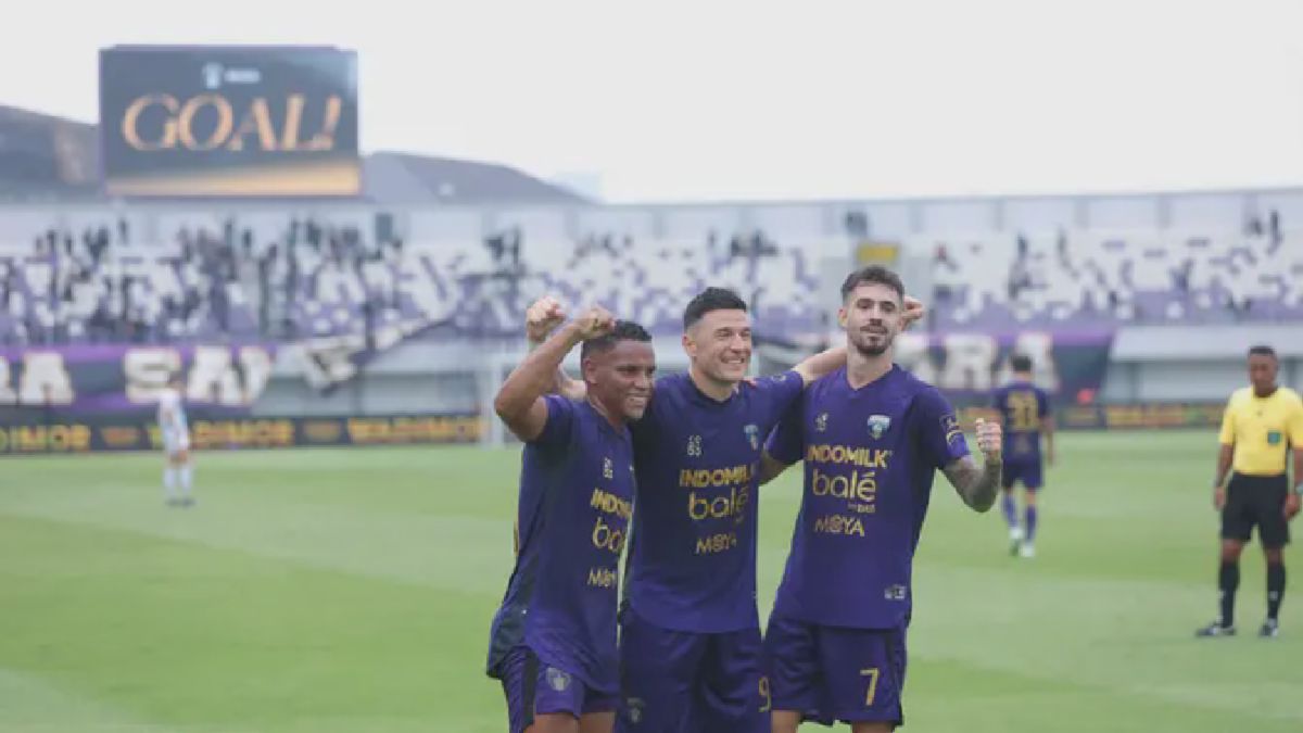 Persita Tangerang Hancurkan PSIM Yogyakarta Empat Gol Tanpa Balas