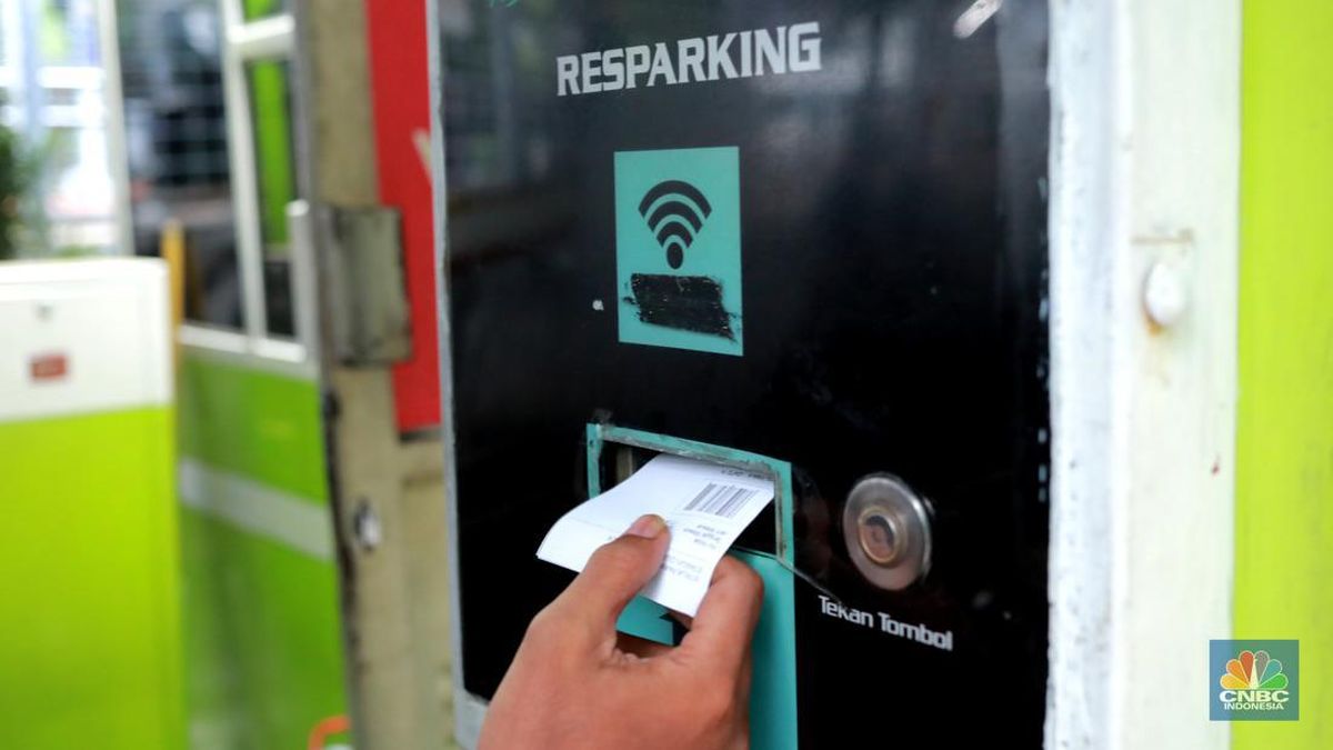 Heboh Tarif Parkir di DKI, Bos Pengusaha Minta Motor Listrik Kena Nol
